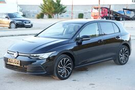 Volkswagen - Golf 8 - 2. 0 TDI DSG  09/2023