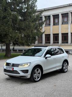 Volkswagen - Touareg - 3.0 TDI R Line