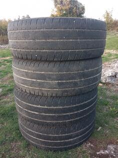 Barum - 225 70 15 - Winter tire