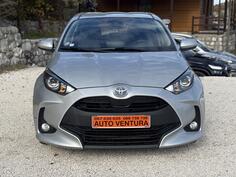 Toyota - Yaris - 1.5//HYBRID//BENZIN//07.2021god