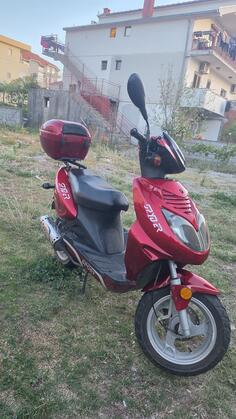 Vespa - Spyder Sport