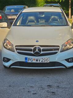 Mercedes Benz - 180 - 1.8