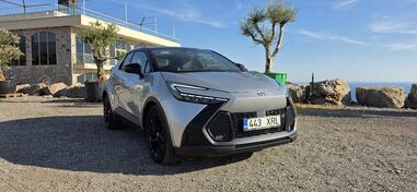 Toyota - C-HR - 2.0 HEV 4x4 GR-Sport