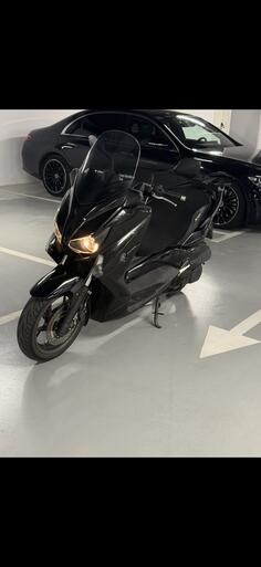 Yamaha - xmax