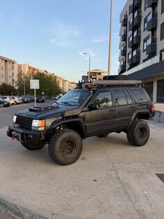 Jeep - Grand Cherokee - 5.2 V8 MPI