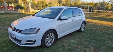 Volkswagen - Golf 7 - 1.2