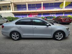 Volkswagen - Jetta - 1.6 TDI