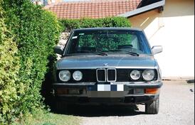 BMW - 520 - 2.0i