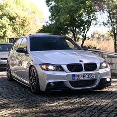 BMW - 320