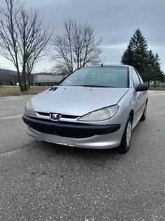 Peugeot - 206 - 1.1 benz