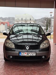 Renault - Scenic - 1.5
