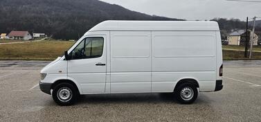 Mercedes Benz - Sprinter 312