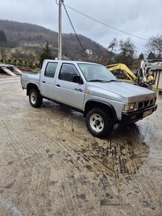 Nissan - Navara - 2.5