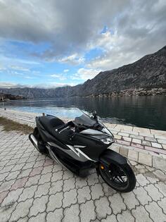 Honda - Forza 300 Limited edition NSS 300A