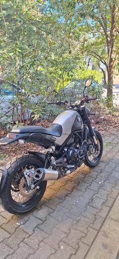 Benelli - Leoncino 500 Trail