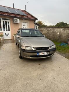 Opel - Vectra - 2.0