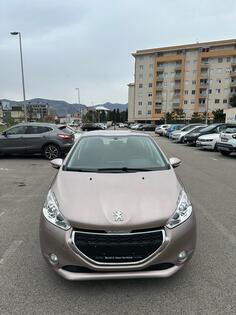 Peugeot - 208 - 1.4 hdi