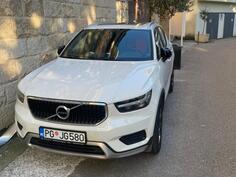 Volvo - XC 40 - 2.0