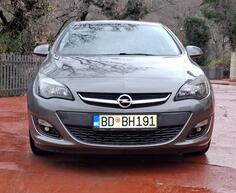 Opel - Astra - J Enjoy 4DR D14NET MT6