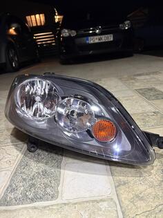 Rechter Scheinwerfer za Volkswagen - Golf Plus - 2005