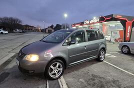 Volkswagen - Touran - 2.0 TDI