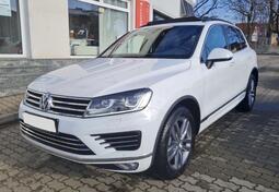 Volkswagen - Touareg - 3.0 TDI R-line