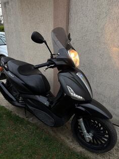 Piaggio - BEVERLY 300