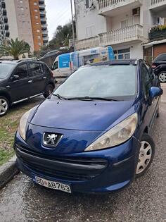 Peugeot - 207 - 1.4HDI URBAN