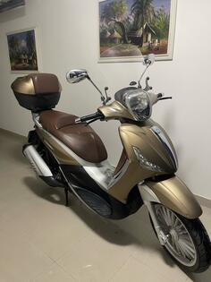 Piaggio - Beverly