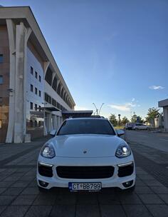 Porsche - Cayenne - Platinum Edition