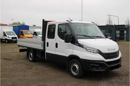 Iveco - Daily 35S18 / doka / kamion s ravnom platformom / MO2915