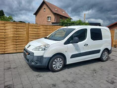 Peugeot - Partner teretno vozilo nastalo preinakom osobnog automobila / MO2932