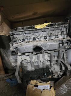 Glava motora za Peugeot - 5008    - 2012