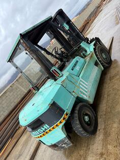 Mitsubishi - FD50 triplex