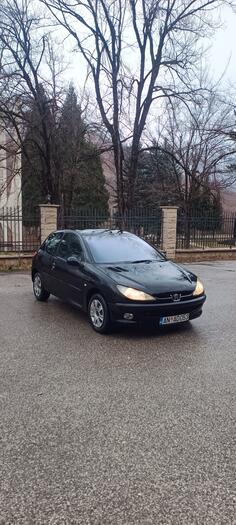 Peugeot - 206 - B