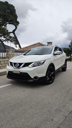 Nissan - Qashqai - 1.6 DCI 4X4 TEKNA