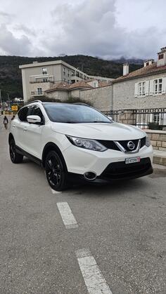 Nissan - Qashqai - 1.6 DCI 4X4 TEKNA