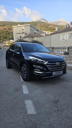 Hyundai - Tucson - 2.0 CRDI 4x4