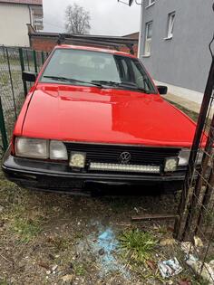 U djelovima Volkswagen - Passat 1,8