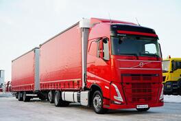 Volvo - FH 460 / Kamion sa kliznom ceradom + prikolica sa kliznom ceradom / IMP-3648