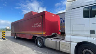 Ostalo - Prodajna prikolica-pokretna kuhinja/2d1692