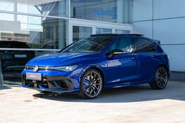 Volkswagen - Golf 8 - R 2.0 TSI DSG 4MOTION