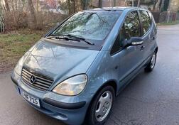 Mercedes Benz - A 180 - 2.0
