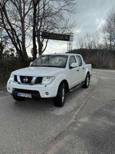Nissan - Navara - 2.5