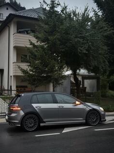 Volkswagen - Golf 7 - 2.0 tsi