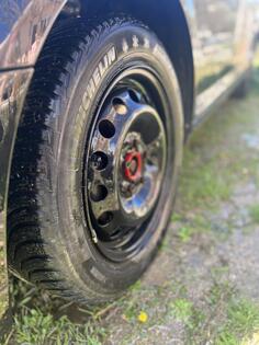 Fabričke felne i michelin gume