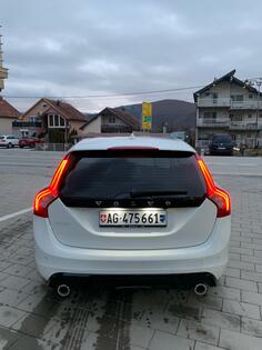 Volvo - V60 - 2.4 D5 R design