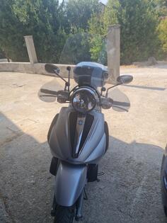 Piaggio - beverly ie cruser