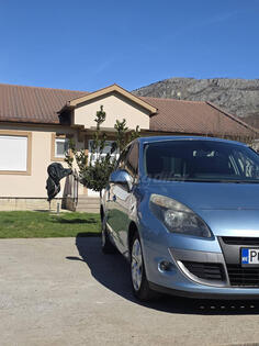 Renault - Scenic - 1.5 dci