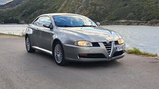 Alfa Romeo - GT - 1.9 JTD - Diesel Manual